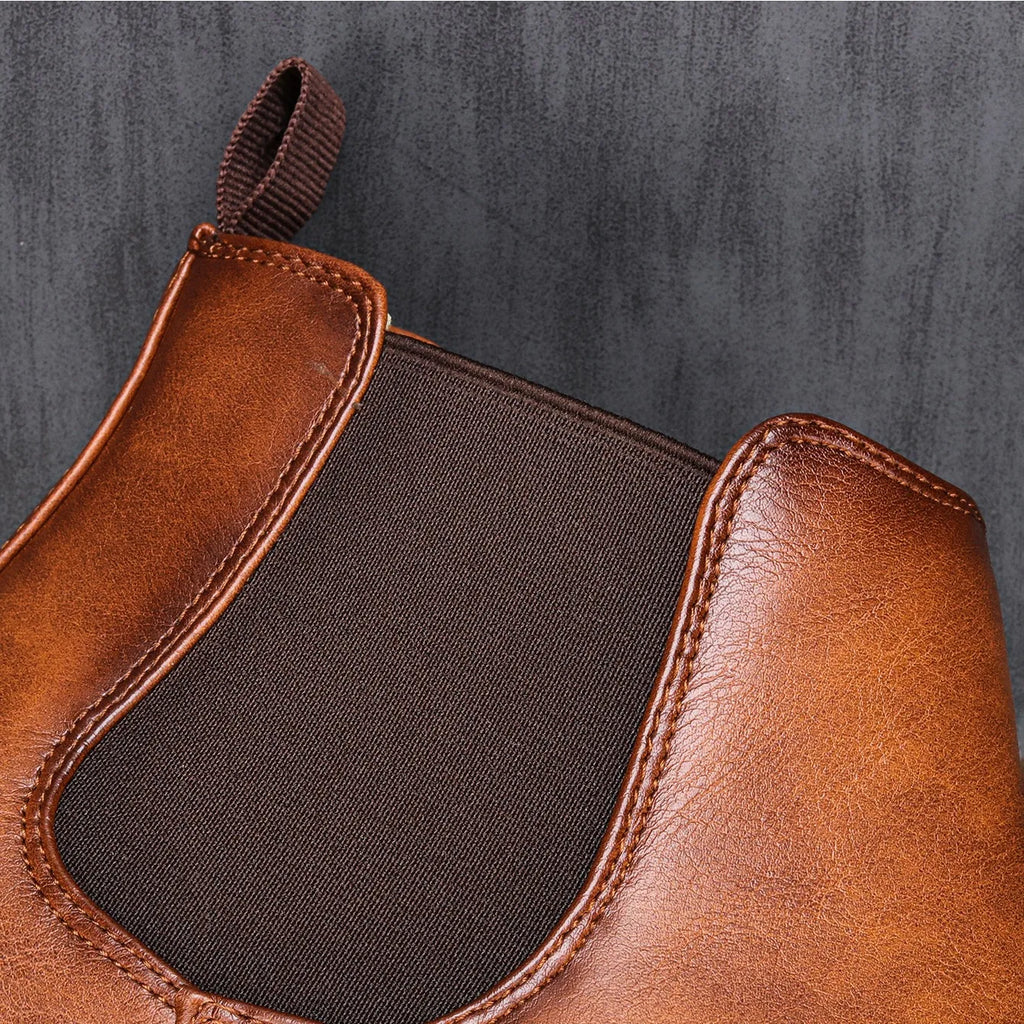 CLASSIC LEATHER CHELSEA BOOTS | TIMELESS ELEGANCE FOR MODERN LIVING